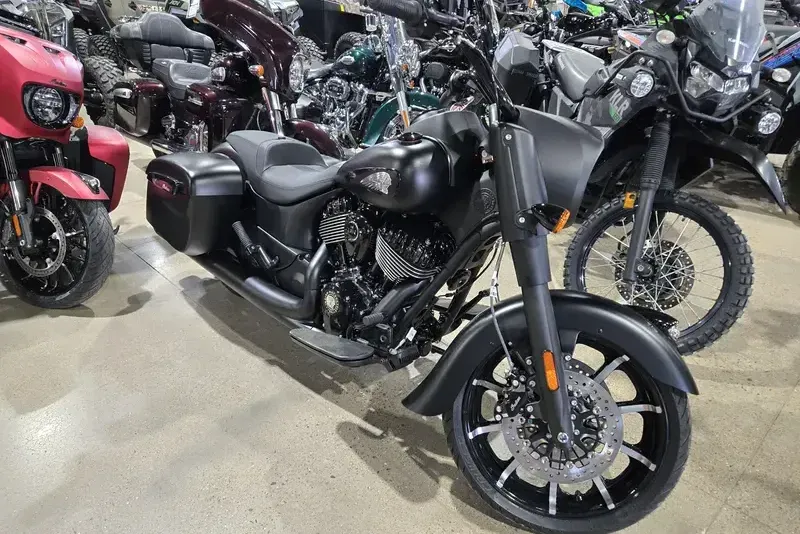 2025 INDIAN MOTORCYCLE SPRINGFIELD DARK HORSE BLACK SMOKE 