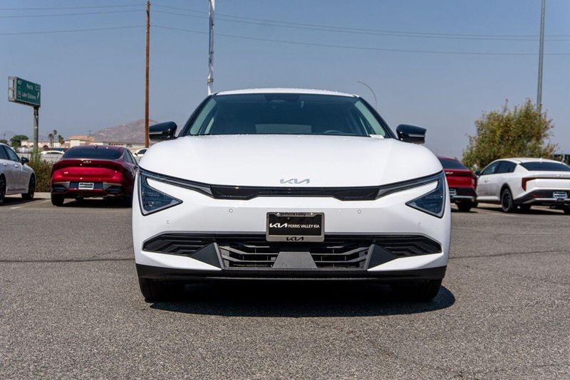 New 2025 Kia EV6 WindImage 2