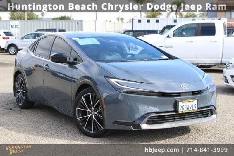2023 Toyota Prius XLEImage 1