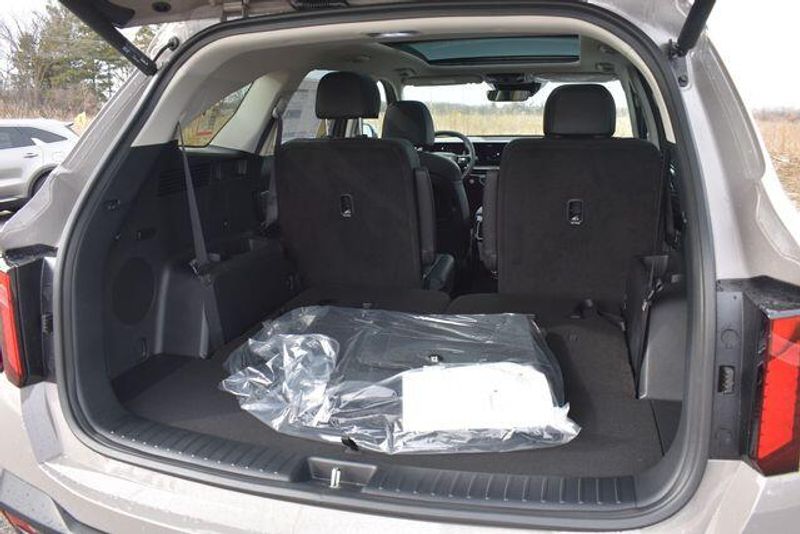 New 2026 Kia Sorento X-Line SXImage 20