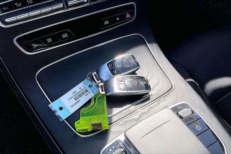 Used 2023 Mercedes-Benz E 350 350Image 11