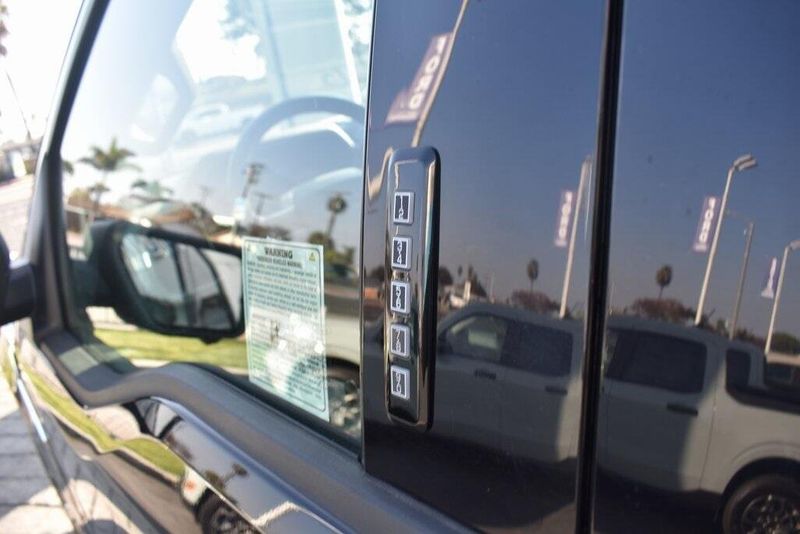 2021 Ford F-150 XLTImage 12