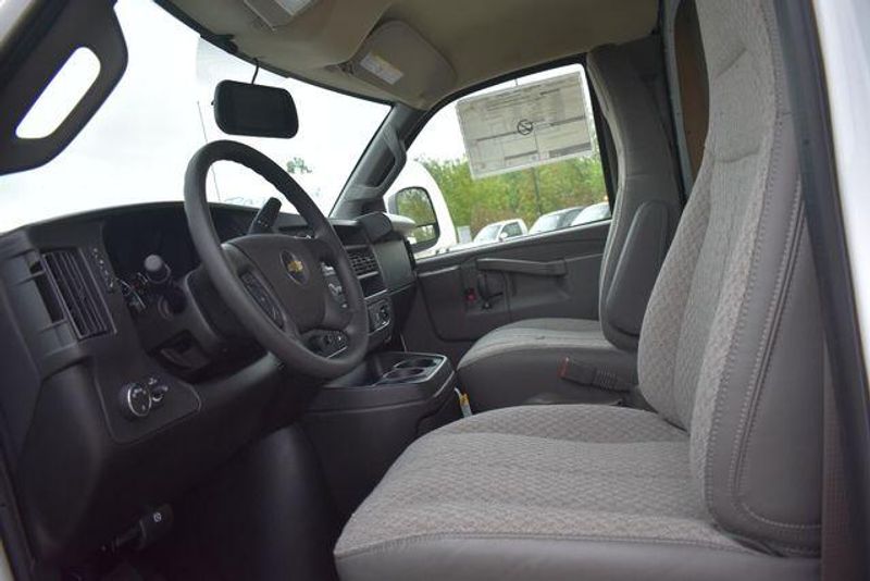 New 2026 Chevrolet Express 3500 Work VanImage 18