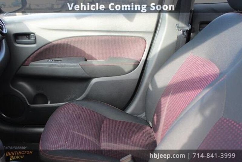 2022 Mitsubishi Mirage SEImage 28