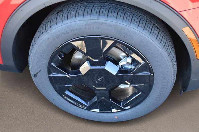 New 2026 Kia Sportage X-LineImage 12