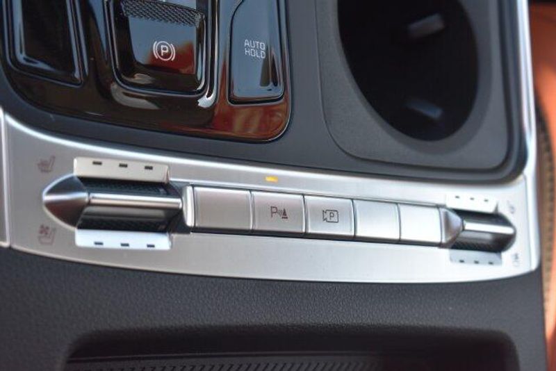 New 2027 Kia Carnival SXImage 29
