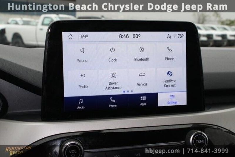 2022 Ford Escape SE HybridImage 25