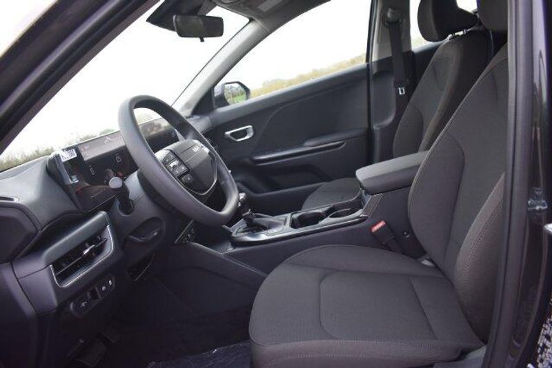 New 2026 Kia K4 LXSImage 19