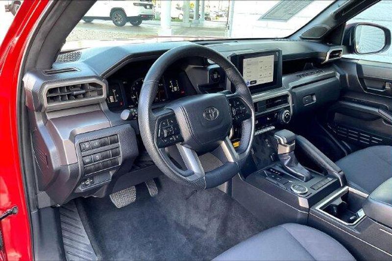 Used 2025 Toyota Tacoma SR5Image 14