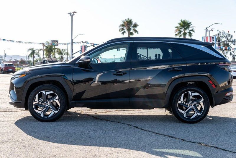 Used 2024 Hyundai Tucson Hybrid LimitedImage 4