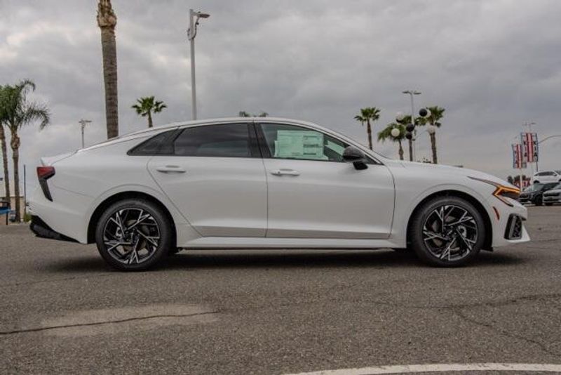 2025 Kia K5 GT-LineImage 8