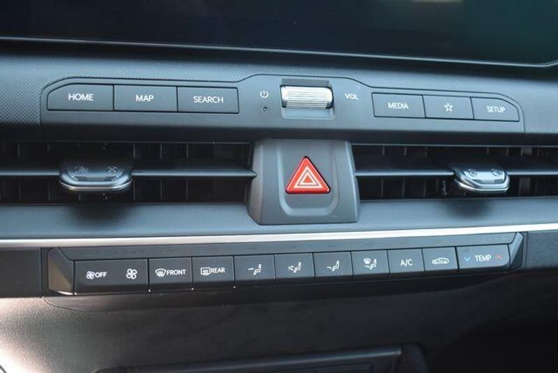 New 2026 Kia K4 LXSImage 25