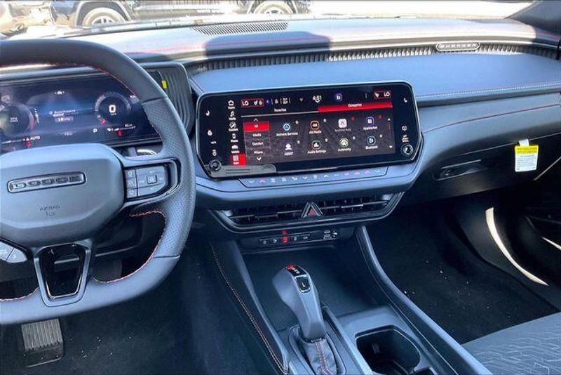 New 2026 Dodge Charger Scat Pack 4-door AwdImage 5