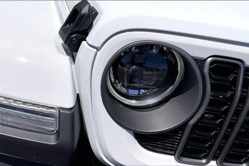 New 2026 Jeep Wrangler Unlimited 4-door SportImage 11