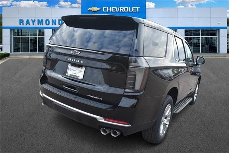 New 2026 Chevrolet Tahoe PremierImage 3