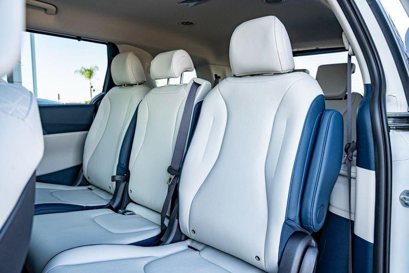 New 2026 Kia Carnival EXImage 15