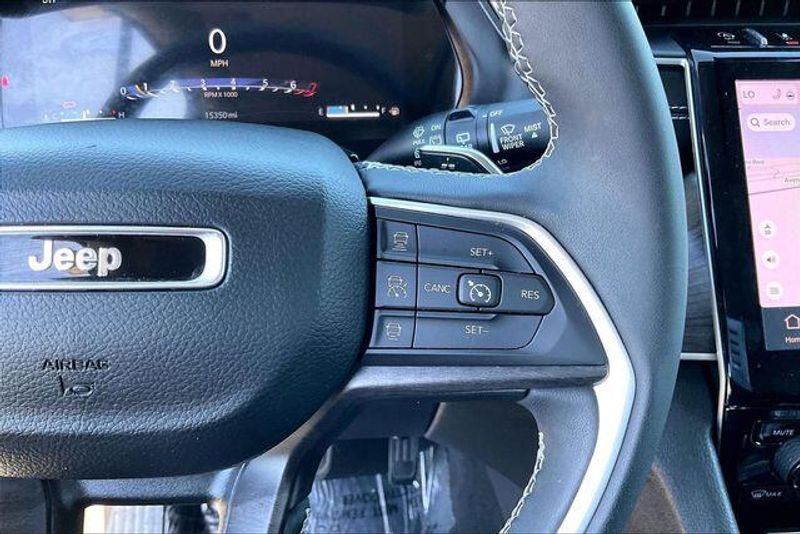 Used 2023 Jeep Grand Cherokee LimitedImage 19