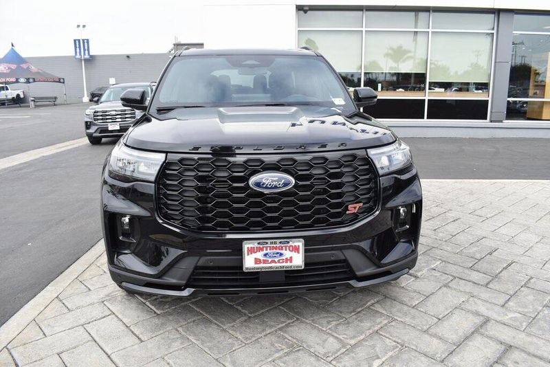 New 2025 Ford Explorer STImage 25