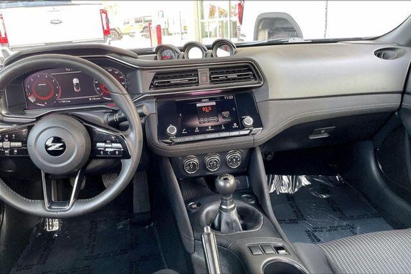 Used 2023 Nissan Z SportImage 5
