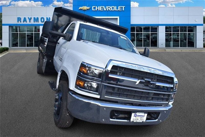 2024 Chevrolet Silverado 5500HD Work TruckImage 9