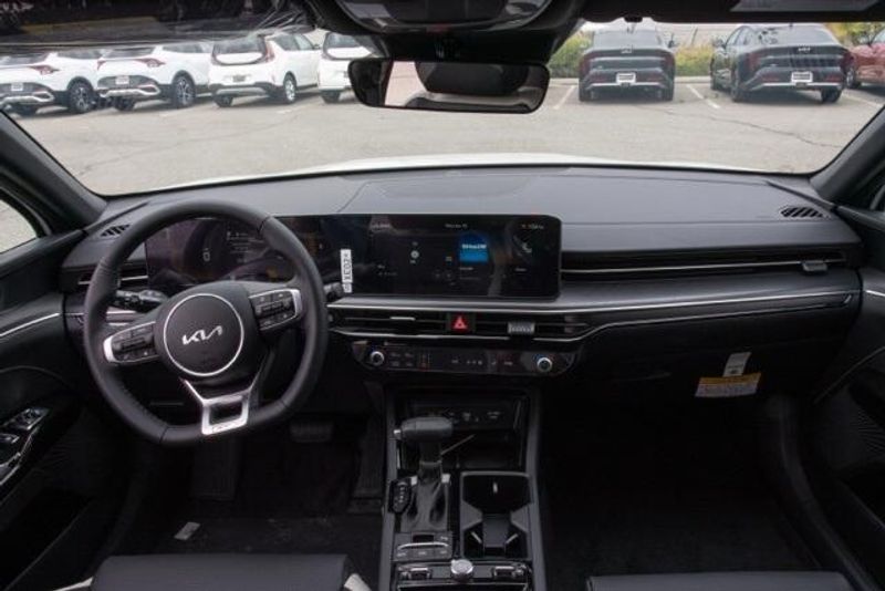 2025 Kia K5 GT-LineImage 12