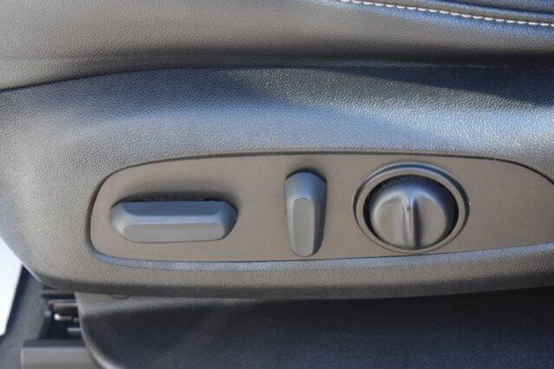 Used 2022 Chevrolet Traverse LT LeatherImage 27