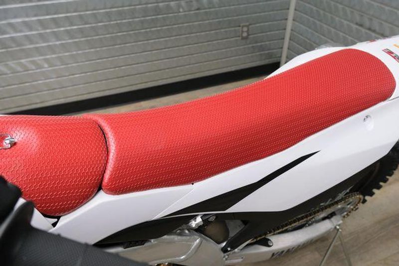 NEW 2026 YAMAHA YZ450F 70TH ANNIVERSARY EDITION Image 9