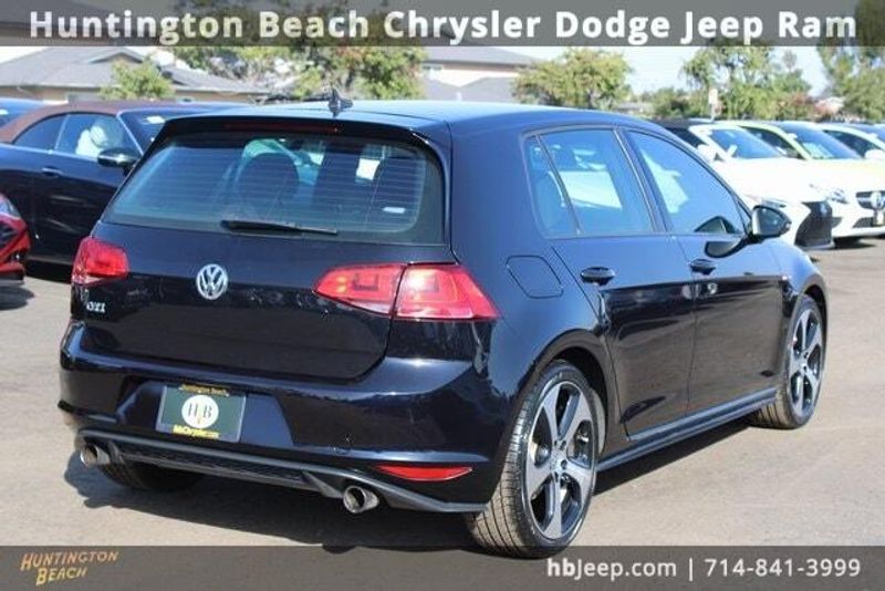 2017 Volkswagen Golf GTI SImage 5