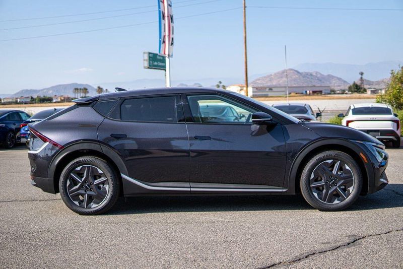 New 2026 Kia EV6 LightImage 8