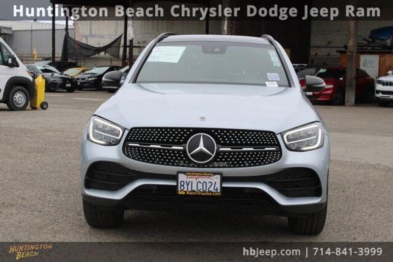 2022 Mercedes-Benz GLC 300Image 2