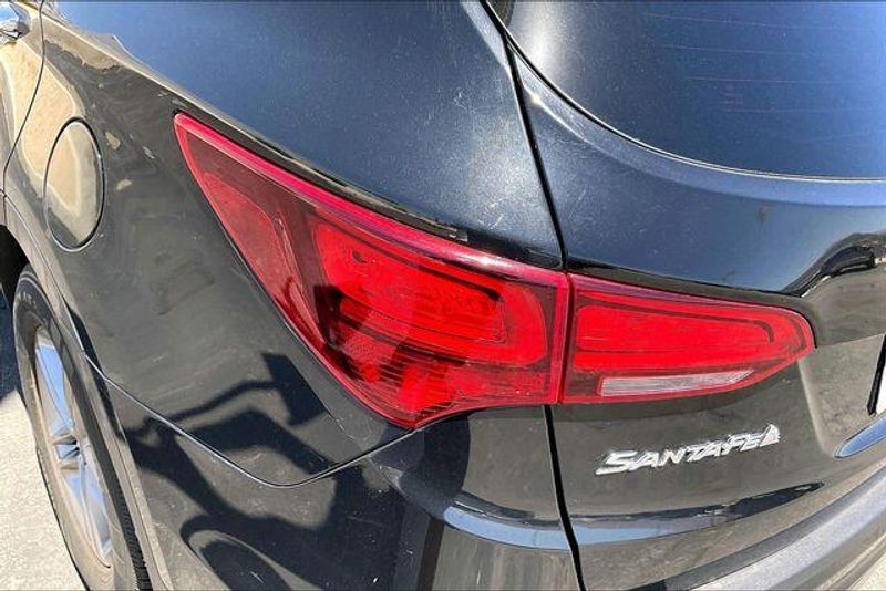 Used 2018 Hyundai Santa Fe Sport 2.4 BaseImage 28