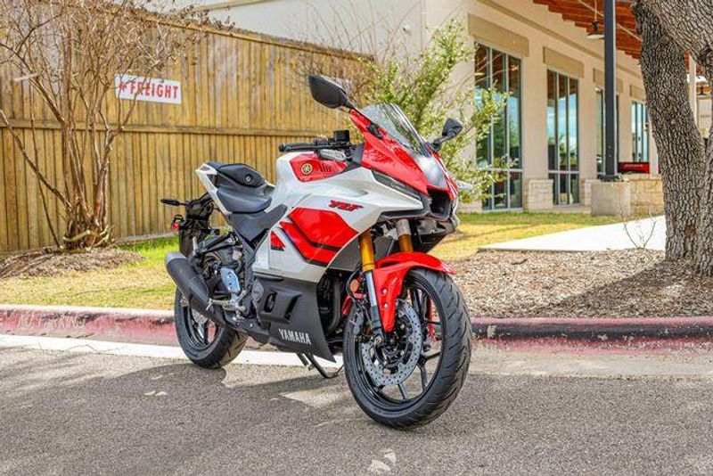 NEW 2026 YAMAHA YZFR3 ABS 70TH ANNIVERSARY EDITION Image 1