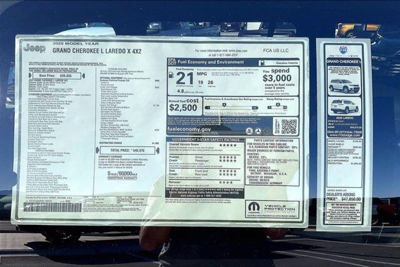 New 2025 Jeep Grand Cherokee L Laredo X 4x2Image 16