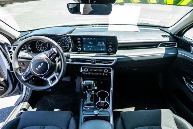 2023 Kia K5 LXSImage 14