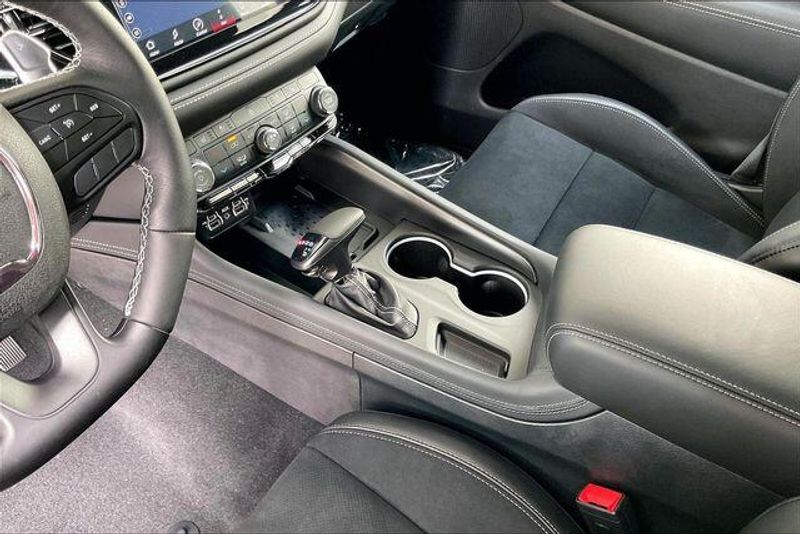 New 2026 Dodge Durango Srt Hellcat AwdImage 7