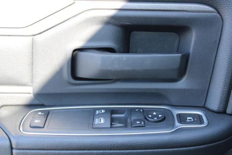 2024 RAM 2500 Tradesman Regular Cab Harbor BodyImage 16