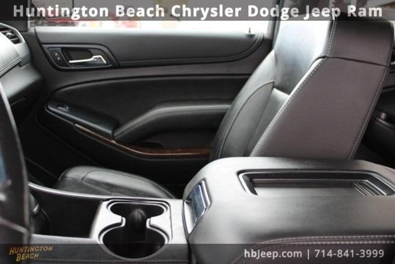 2018 Chevrolet Suburban LTImage 32