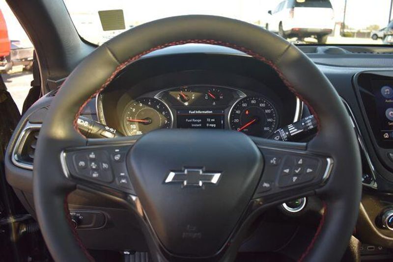 Used 2023 Chevrolet Equinox RSImage 30