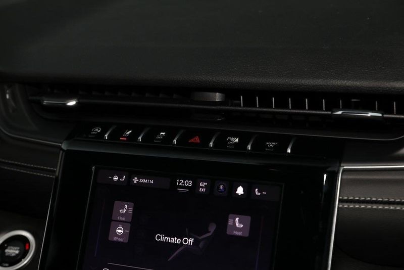 2025 Jeep Grand Cherokee Altitude 4x2Image 27