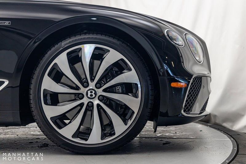 2024 Bentley Continental GT V8Image 9