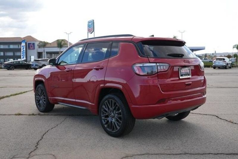Used 2023 Jeep Compass LimitedImage 5