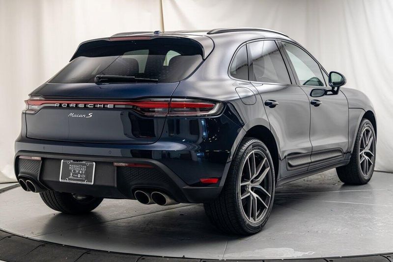 2022 Porsche Macan SImage 5