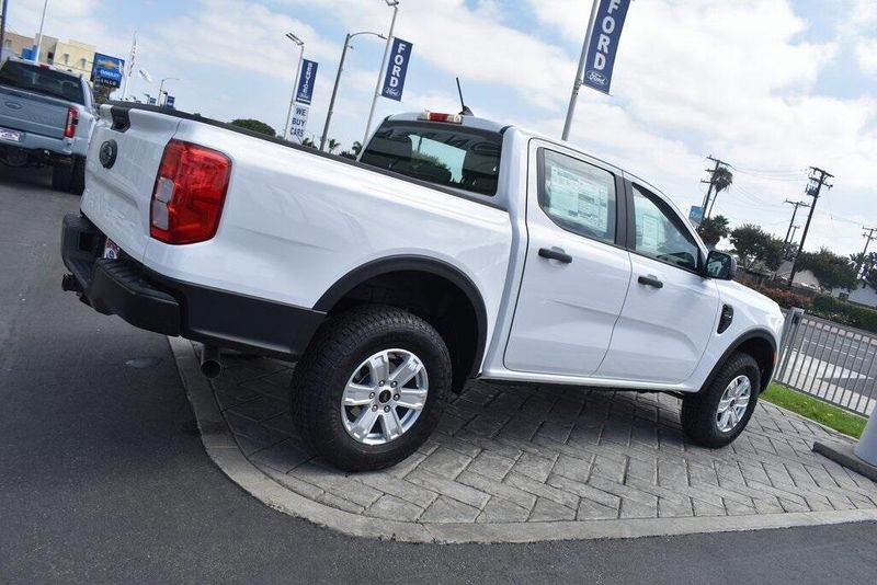 New 2025 Ford Ranger XLImage 2