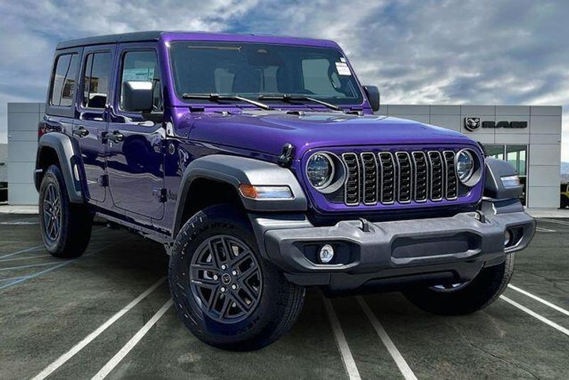 New 2026 Jeep Wrangler 4-door Sport SImage 14