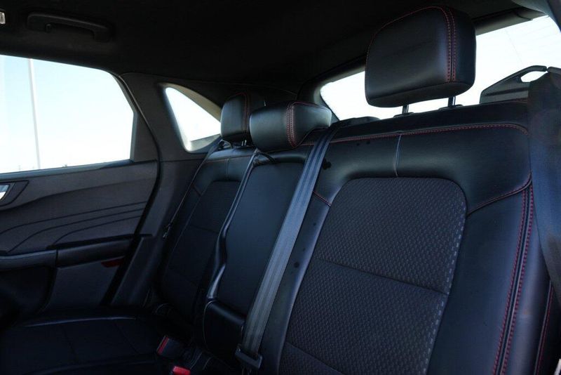 Used 2023 Ford Escape ST-LineImage 14