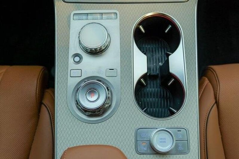 2025 Genesis GV80 3.5T Prestige photo 47
