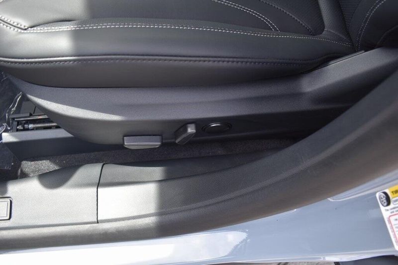 New 2024 Ford Mustang Mach-E PremiumImage 15