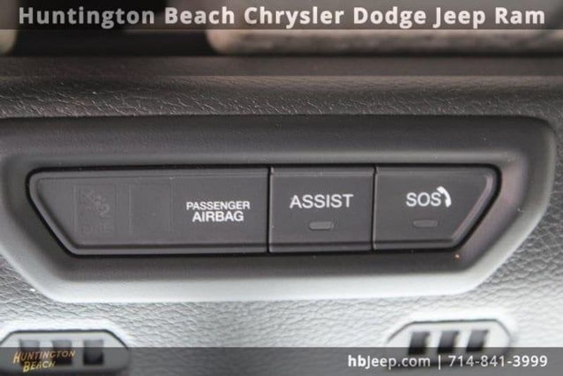 2022 Jeep Wrangler Unlimited Sport SImage 28
