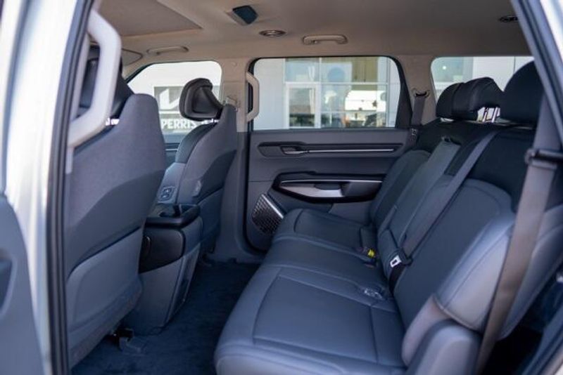 New 2026 Kia EV9 LightImage 12