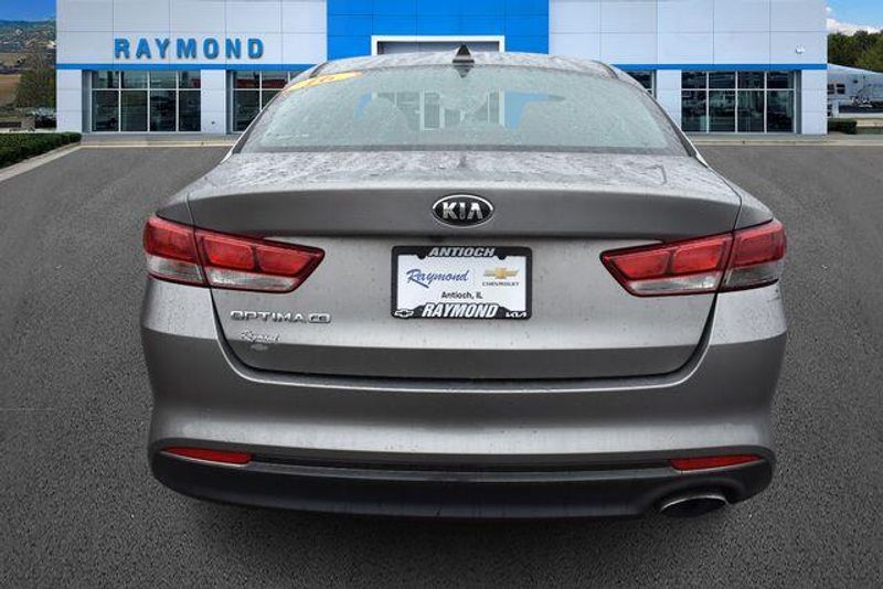 Used 2016 Kia Optima LXImage 4